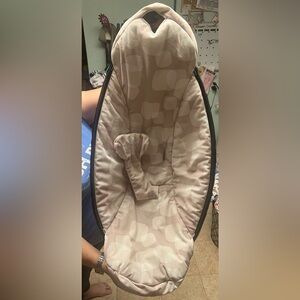 4moms Mamaroo Gently Used Tan colored Plush Seat Fabric Plush Models 1026, 1037